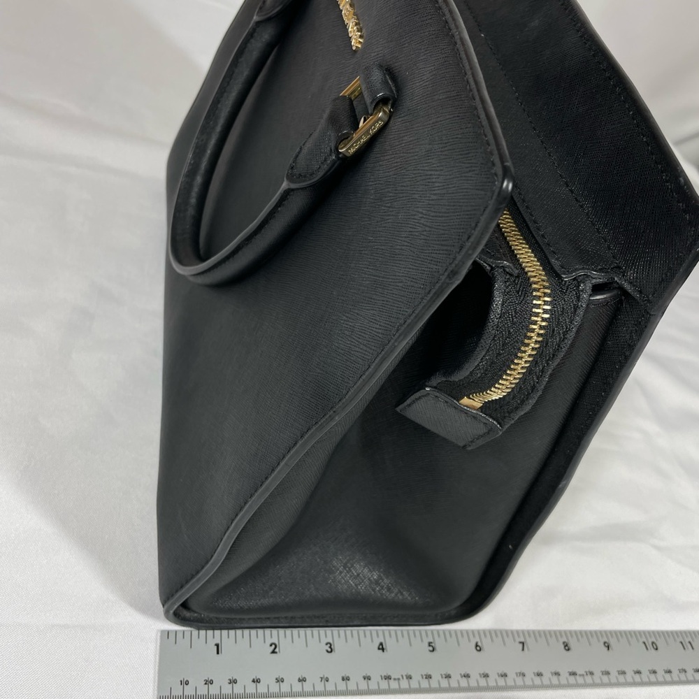 Michael kors black handbags - Picture 3 of 10